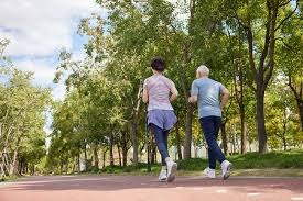 炸金花里最怕不服输（炸金花最忌死磕不认输）